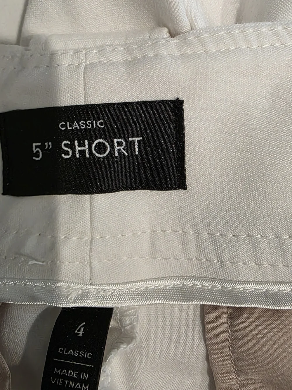 White House Black Market Classic Sailor Shorts Beachy Coastal Fisherman Size 4 - Picture 10 of 10
